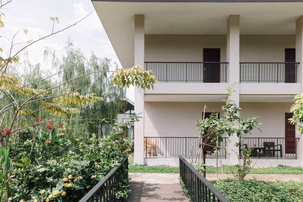 Ploen Pirom Hotel Bangkok Luaran gambar